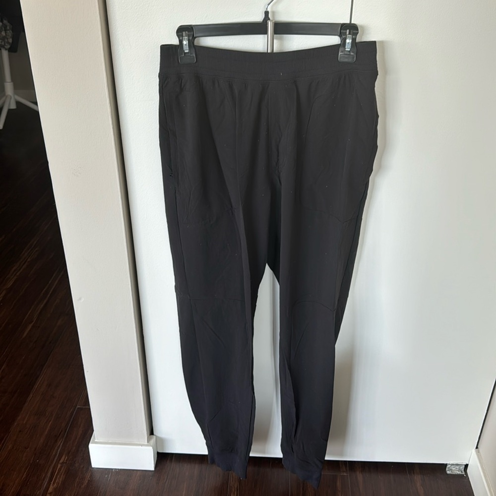 Men’s Back Alo Joggers (Co-Op Pant)